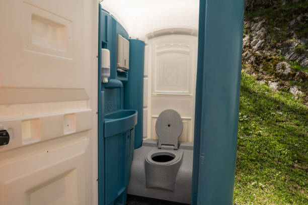 Portable Toilet Options We Offer in Pirtleville, AZ